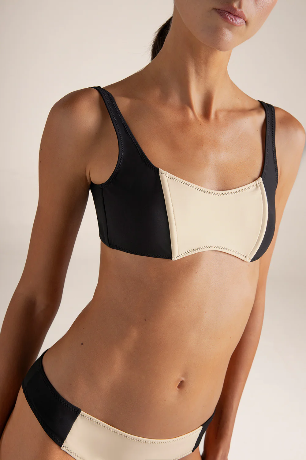 Bikini top deportivo - Image 4