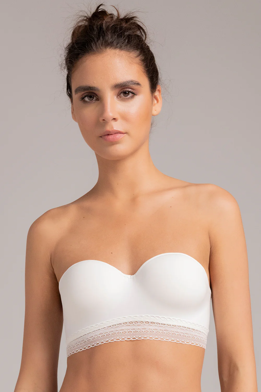 Brasier strapless con copa - Image 4
