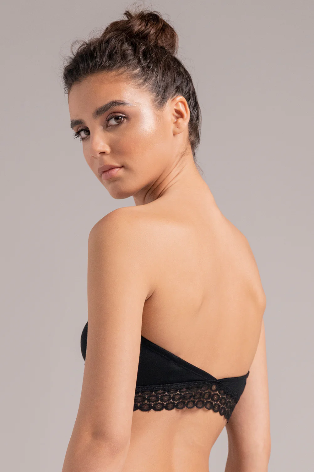 Brasier strapless con copa - Image 2