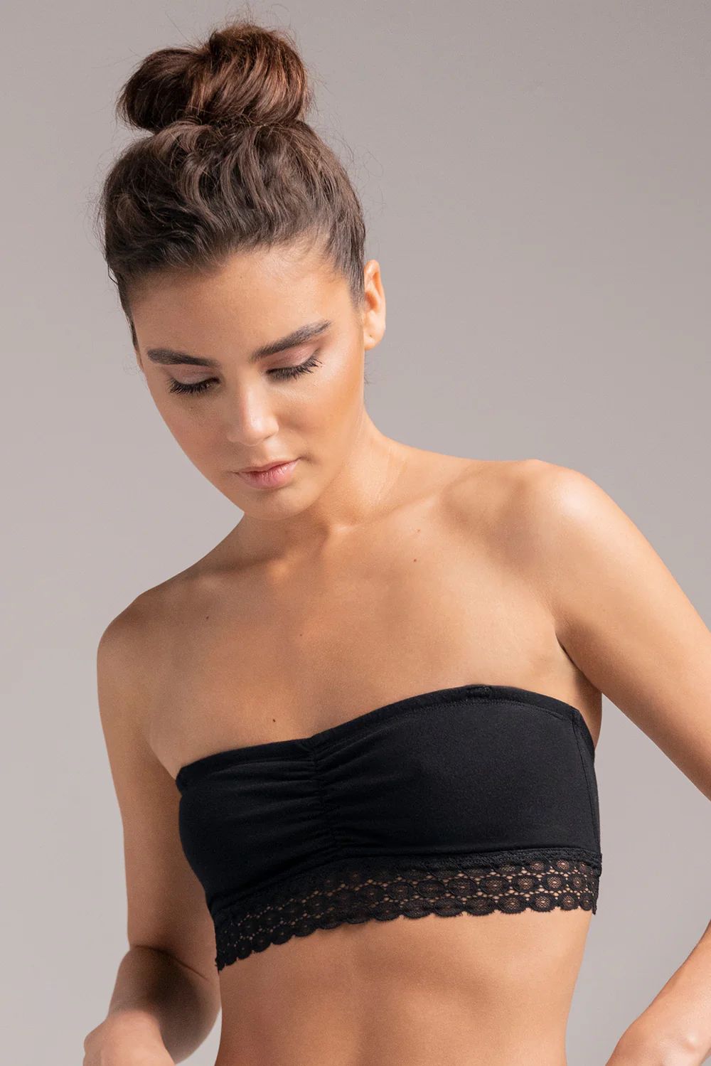 Brasier strapless con copa - Image 3