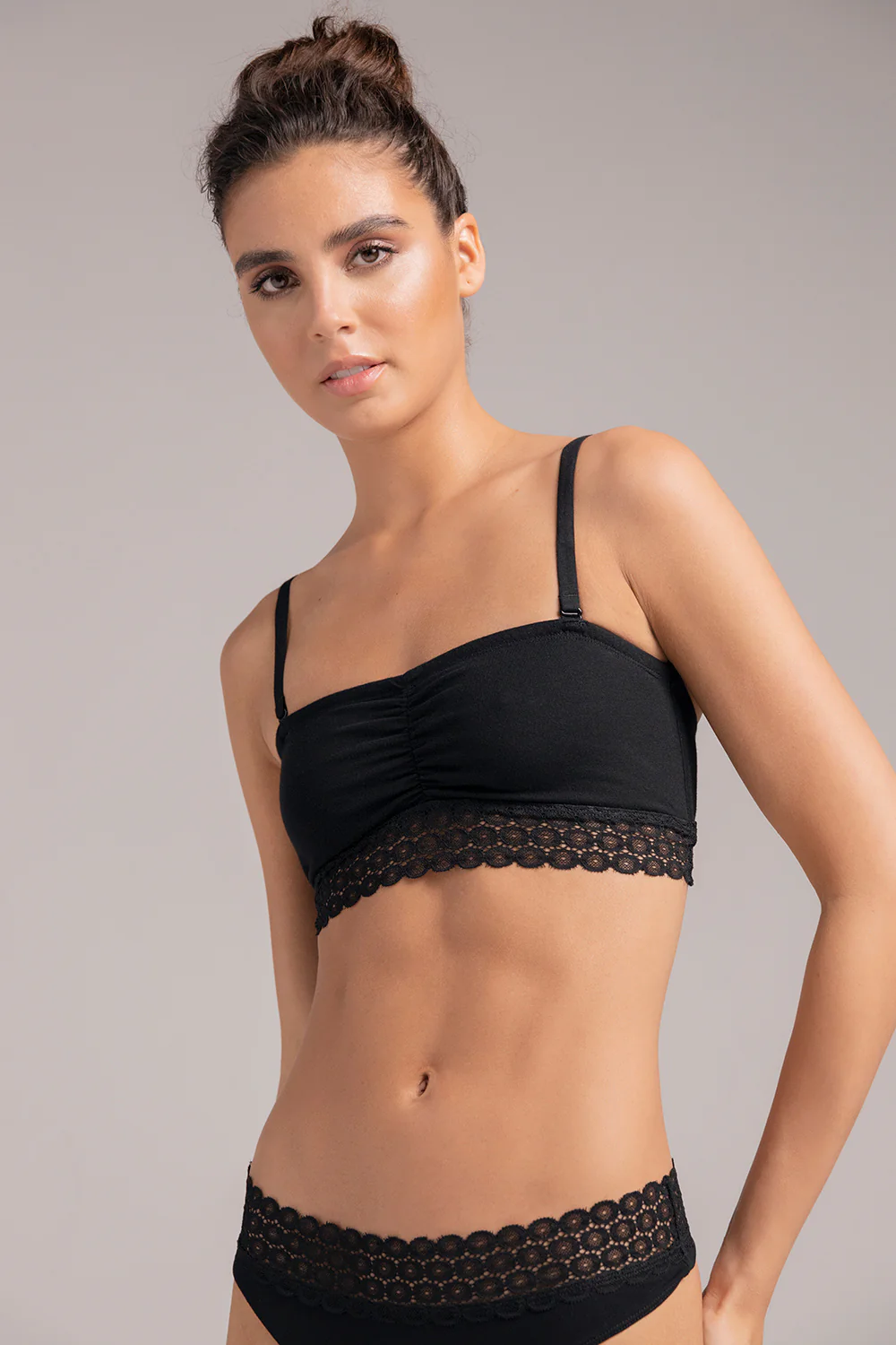 Brasier strapless con copa - Image 6