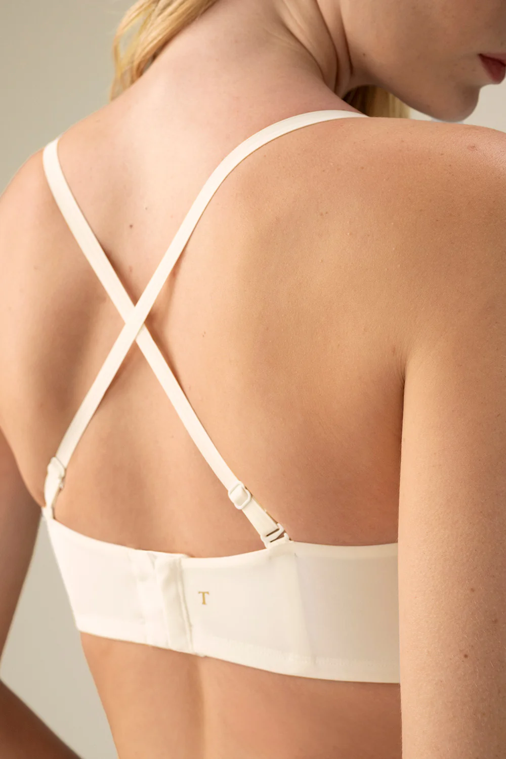 Brasier strapless con copa - Image 15