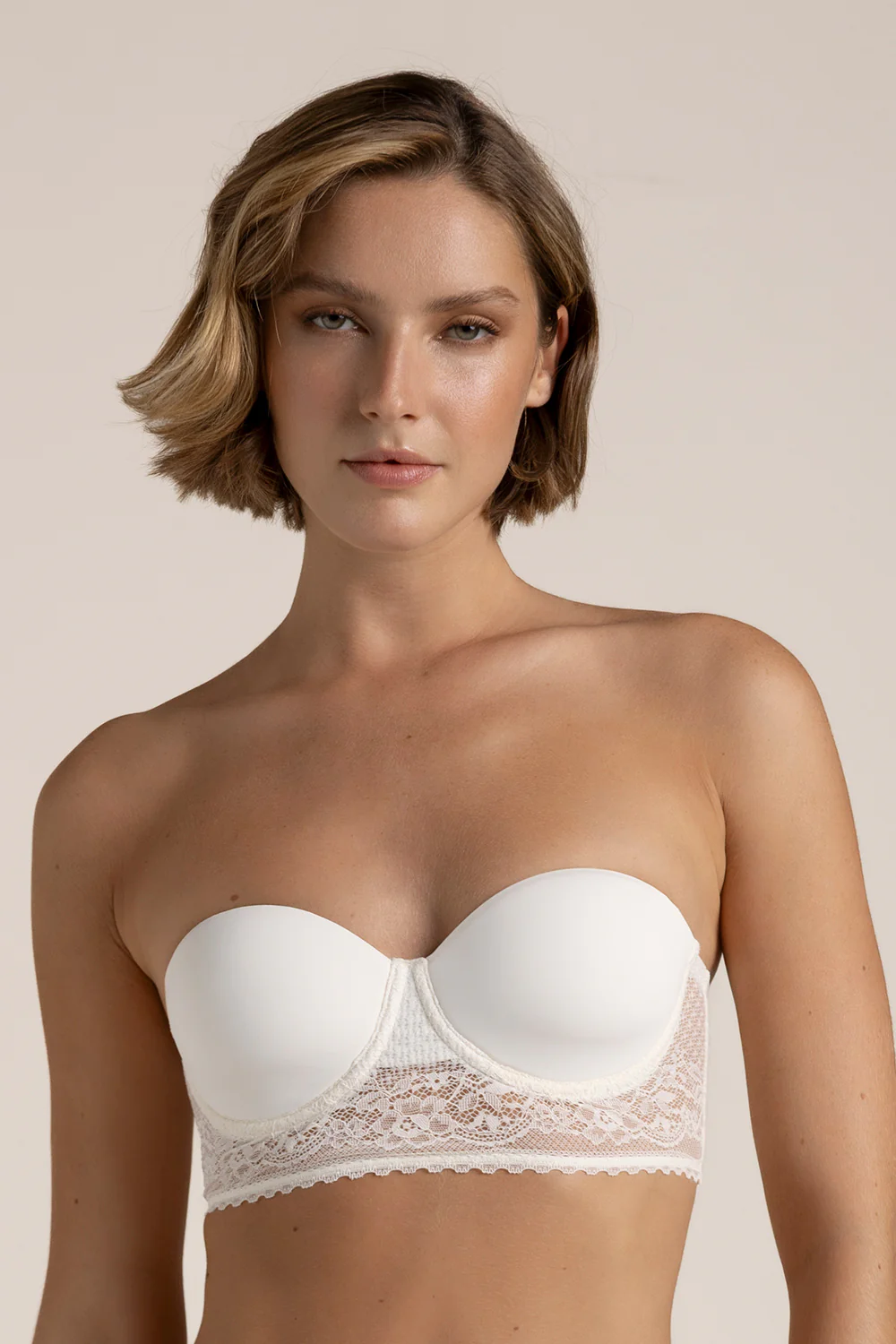 Brasier strapless con copa - Image 3