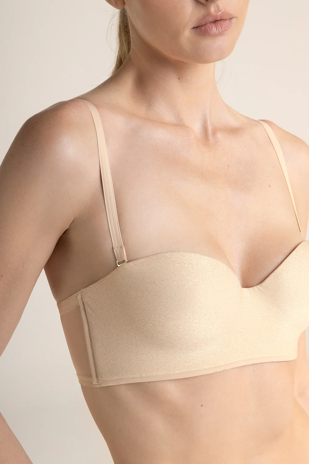 Brasier strapless con copa - Image 4