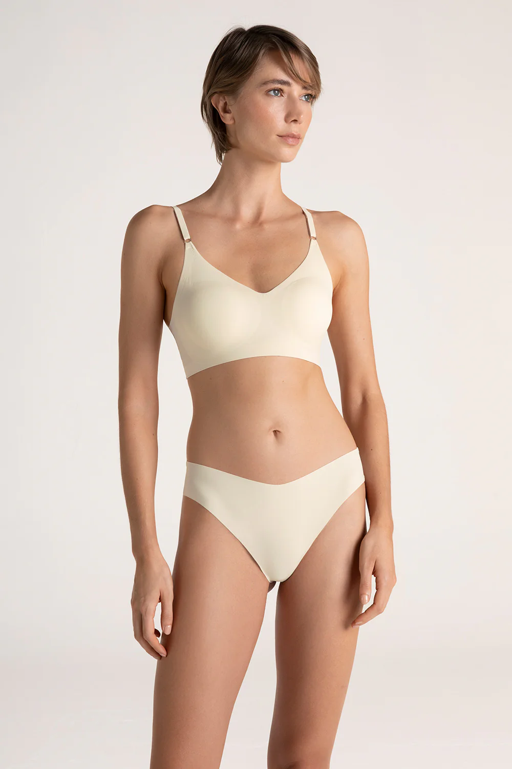 Brasier triangular con copa - Image 25
