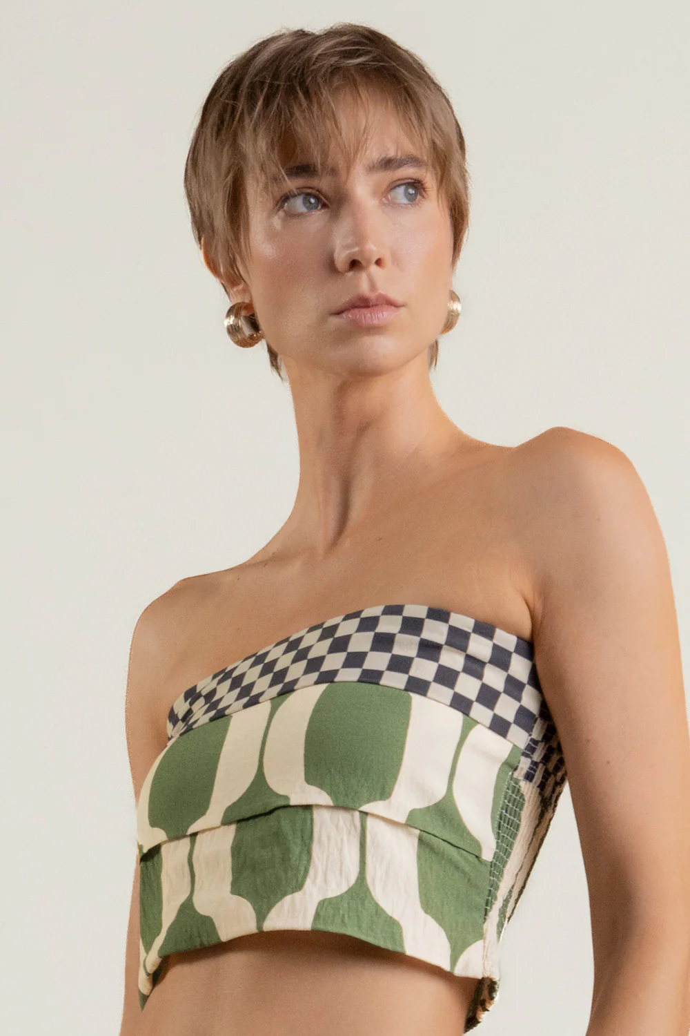 Top strapless